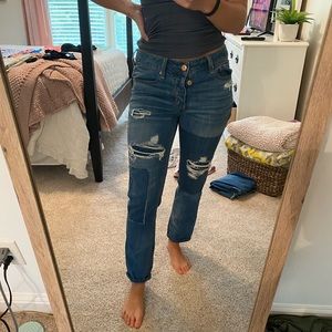 Distressed American Eagle Mom Jeans